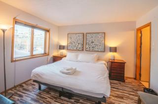 Aurora Bayside Inn - Yellowknife - 1