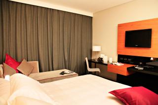 Cosmopolitan Hotel - 8