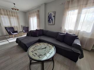 Le-Lia's Place - 2