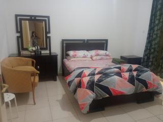 Furnished room in a villa in town center. With private bathroom - 1