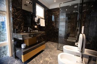 Seven Luxury Suites - Tirana - 3