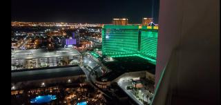 MGM Signature Suites 1BR Corner Penthouse Suite/Balcony 31st Floor - Las Vegas - 4
