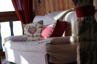 Hotel Tivet - Pila - 1