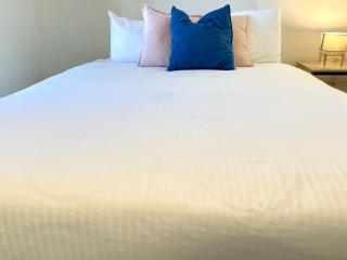 Readyset Apartments at Empire - 7