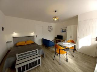 Gîte "Chez Albert et Cie"- 8 mn du Puy du Fou - 6