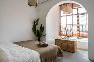 Fan Hou Street, four rooms and two rooms, - 2