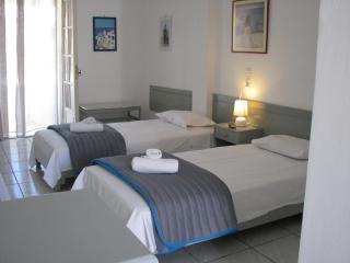 Dolphin Apt & Studios -Near the Beach - Roda - 5
