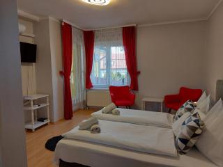 Barbara Wellness Pension - 2