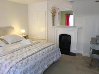 The Captain's House - Dartmouth - 2