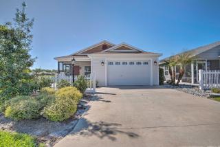 The Villages Retreat with Lanai and Lake Views! - 2