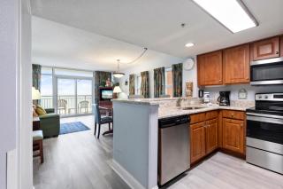 Hosteeva Newly Renovated Ocean Front Spacious Condo in Atlantica Resort - Myrtle Beach - 8