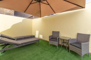 Gorgeous Apt with a Large Private Terrace - 2