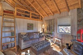 Scenic Greers Ferry Cabin with Deck and Fire Pit! - 6