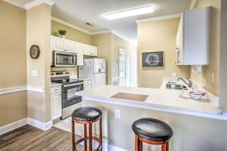 Golfers Paradise Myrtle Beach Condo with Pool! - Myrtle Beach - 1