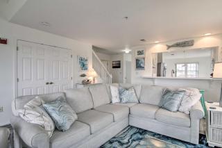 Ocean View Resort Condo with Pool Access and Bay Views - Ocean View - 6
