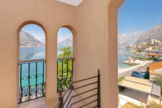 Promenade Rose - Kotor (Cattaro) - 6