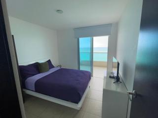 Departamento al pie del mar con hermosa vista / Torre Oceánica - Salinas - 9