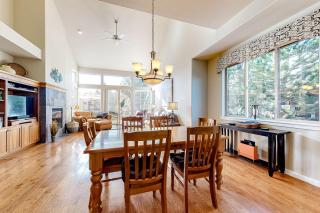 Creekside Comfort - Redmond - 3