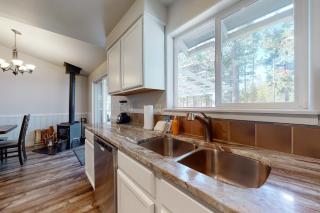 Stellar Get-Away - Sunriver - 1