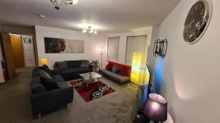 Luxury 2 bed Apt with Free Wi-Fi & Parking - Manchester - 4