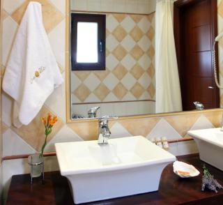 Hotel Tesoro - Nikiana - 4