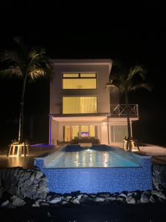 B BASE KOURI iSLAND - 1