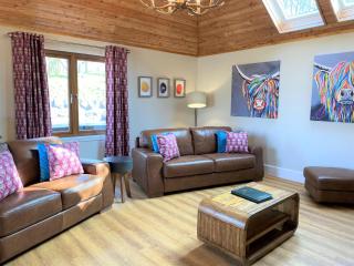Partridge Lodge with Hot Tub - Forgandenny - 4