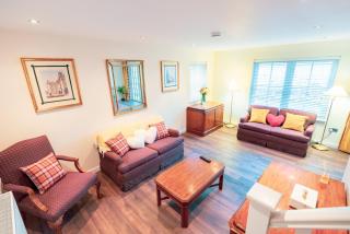 Pink Spa Nest - Blairgowrie - 3
