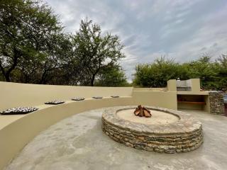 Nghala Self-catering Holiday Home - Marloth Park - 2