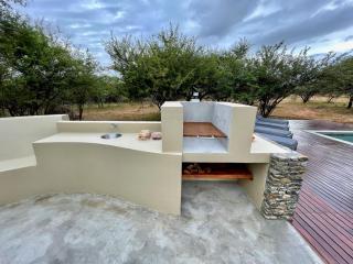 Nghala Self-catering Holiday Home - Marloth Park - 5