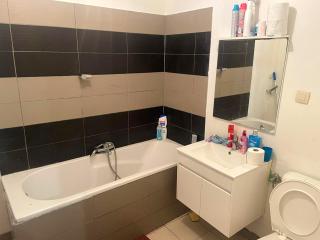 Modern Apartment in Liège with Parking 80 m² - 6