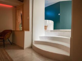 Suite Luxueuse Jacuzzi SUITE AMANTIS By Noma - Saint-Chamond - 5