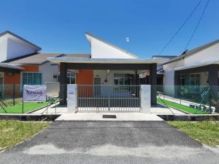 Nawra Homestay Besut - Free Wifi - Kampung Raja - 9