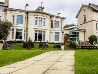 The Devonshire House Hotel-Free Parking - 1