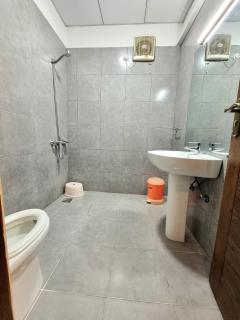 The Millenial Apartments & Suites Bahria Town - Rawalpindi - 2