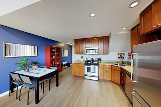 Belltown Condo Unit 733 - Seattle - 3