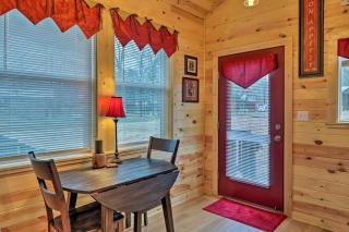 Cozy Heber Springs Cabin with Deck and Dock! - 5