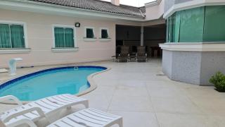Casa Rosa com 7 quartos - Edícula completa a 150 metros da Praia - Florianópolis - 3