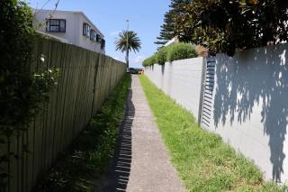 Retreat on Rita ~ Downtown Mount Maunganui with beach access - Mount Maunganui - 2