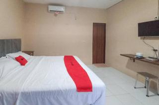 RedDoorz @ Waena Jayapura - Sentani - 5