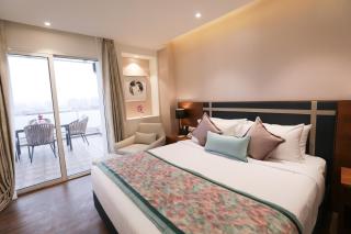 Regenta Suites Gurugram, Sohna Road, Sector 49 - Gurgaon - 8