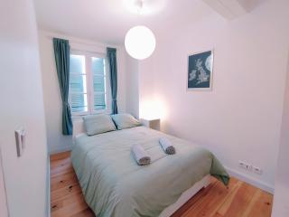 Nikki’s House - Bayonne - 5