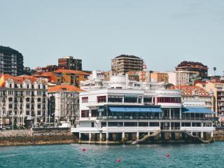 Apartamentos Santander Maliaño Suites 3000 - Maliaño - 4