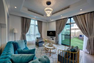 Durrani Homes - Unique Garden Apt at Souk Al Bahar besides Dubai Mall & Burjkhalifa with private jaccuzi - Dubai - 4
