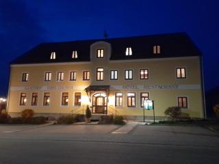 Hotel-Restaurant Kreuzhuber - Neuburg am Inn - 9