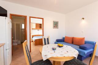 1-Bedroom Apartment in Krk - Steps from the Beach! - Krk - 2