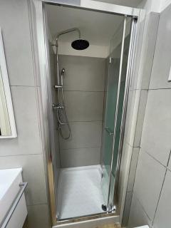 CONDOMINIO ROSA- WALTERIGATO APARTMENTS-SOLO PER FAMIGLIE - Lido di Jesolo - 6