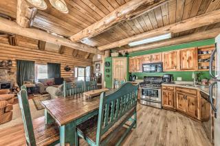 Cozy Alto Cabin on 2 Acres Near Fishing and Skiing! - Alto - 4