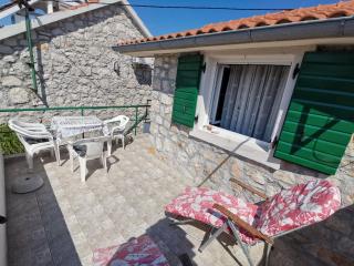 Apartment Titinica - Murter - 7