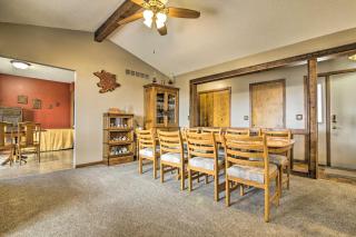 Milford Lake Vacation Rental Walk to Beach! - 4